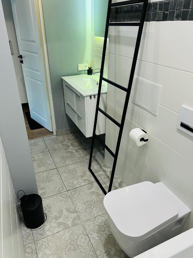 ריגה The Right Coast Apartment With Free Private Parking מראה חיצוני תמונה