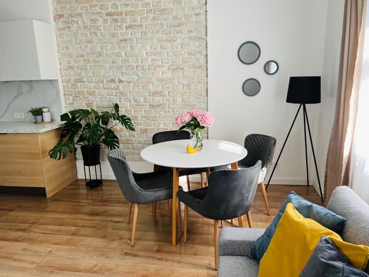 ריגה The Right Coast Apartment With Free Private Parking מראה חיצוני תמונה