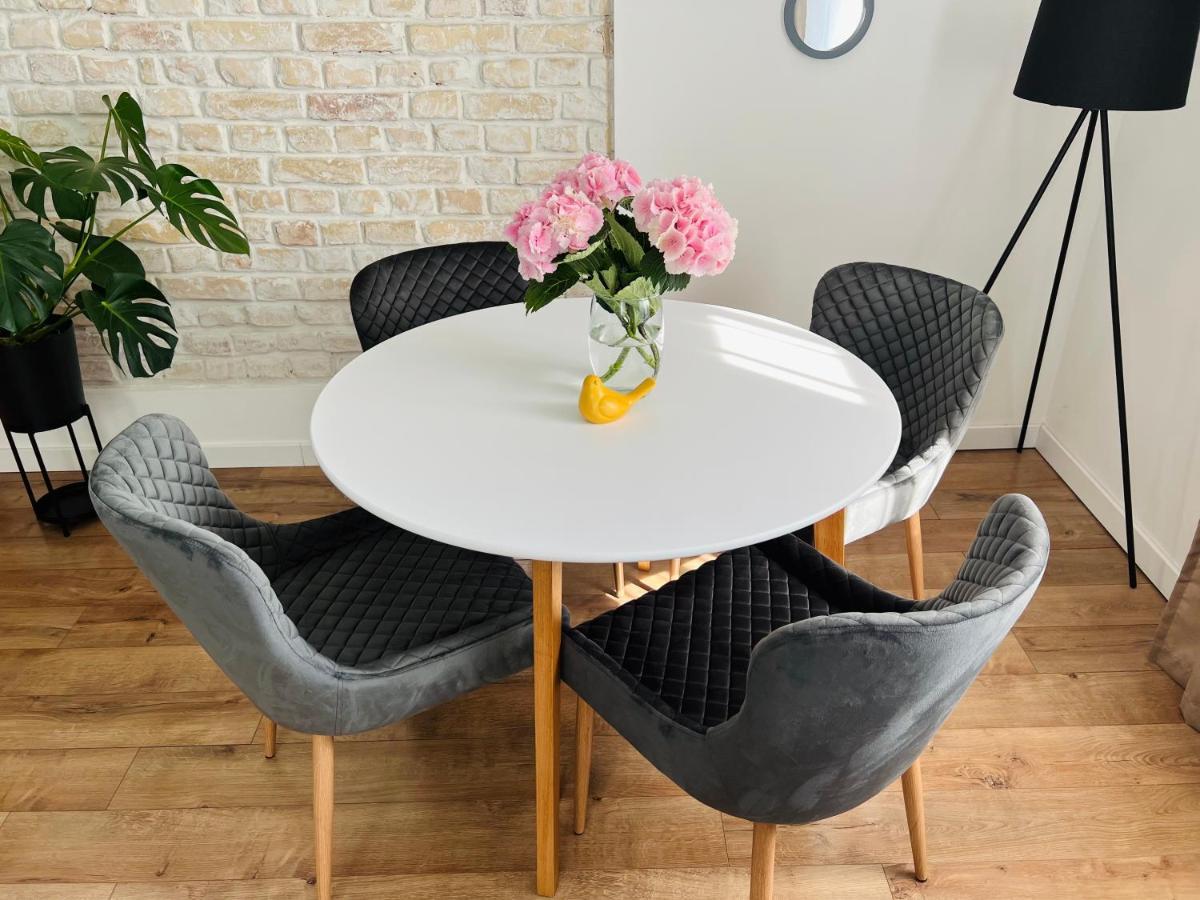 ריגה The Right Coast Apartment With Free Private Parking מראה חיצוני תמונה